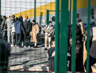 Παρίσι: Επιχείρηση της αστυνομίας για απομάκρυνση προσφύγων από καταυλισμό